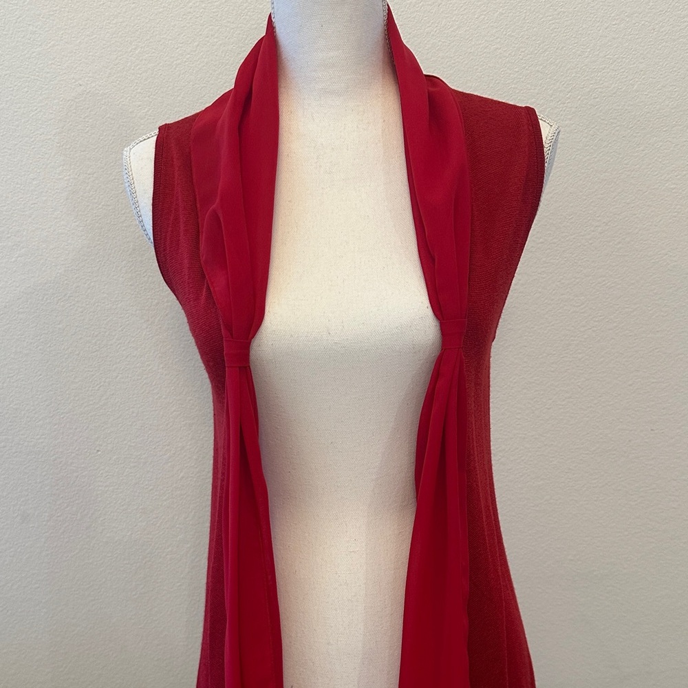 Red Sleeveless Drape Front Women's Vest - Picture 2 of 8